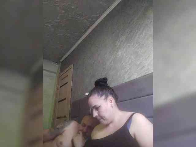 Cleopatra1990 webcam