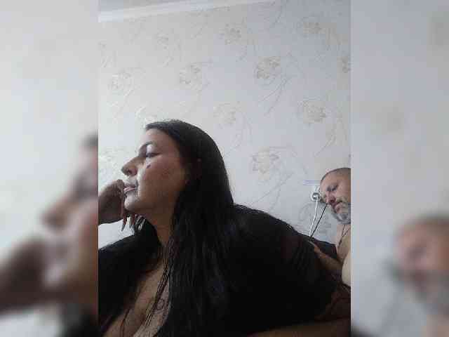 Cleopatra1990 webcam