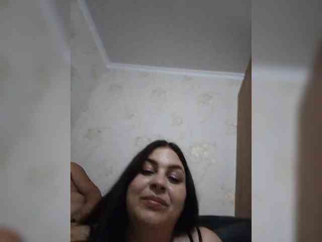 Cleopatra1990 webcam