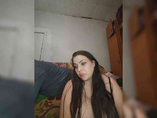 Cleopatra1990 webcam