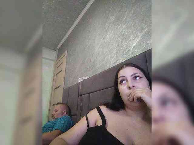 Cleopatra1990 webcam