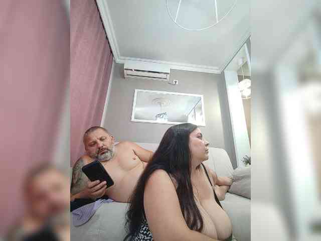Cleopatra1990 webcam