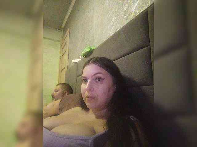 Cleopatra1990 webcam