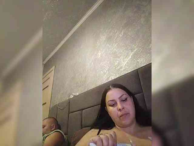 Cleopatra1990 webcam
