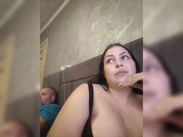 Cleopatra1990 webcam