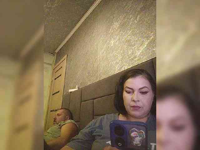 Cleopatra1990 webcam