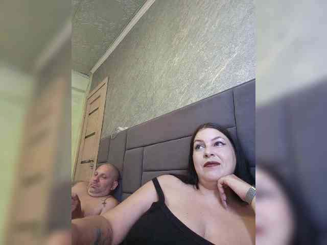 Cleopatra1990 webcam