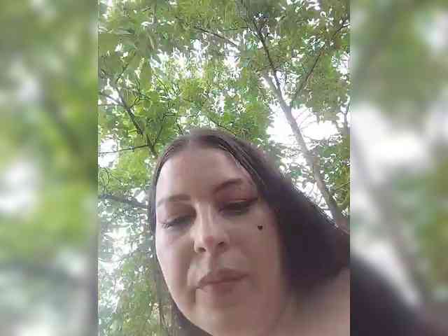 Cleopatra1990 webcam