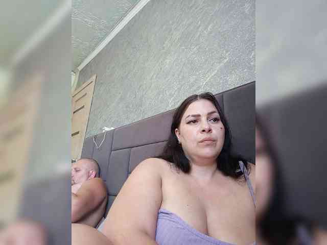 Cleopatra1990 webcam