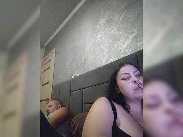 Cleopatra1990 webcam