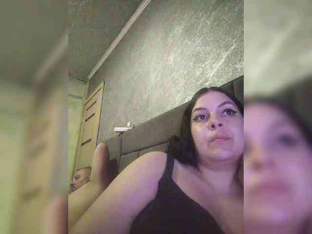 Cleopatra1990 webcam