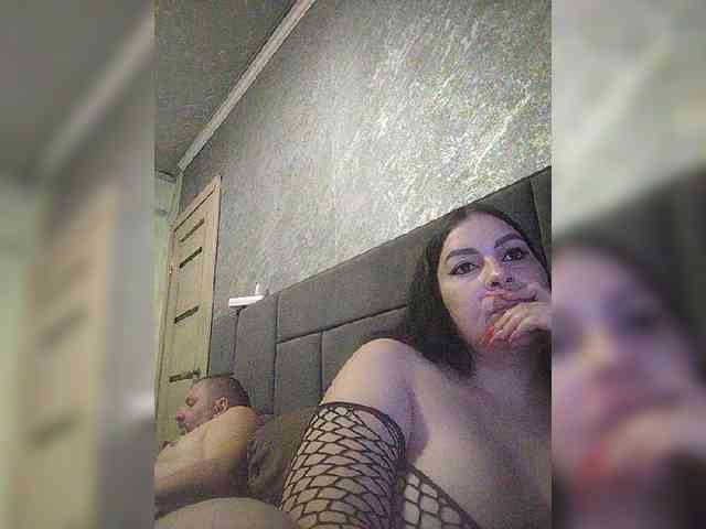 Cleopatra1990 webcam