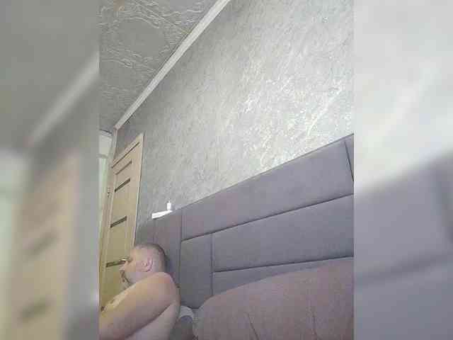 Cleopatra1990 webcam