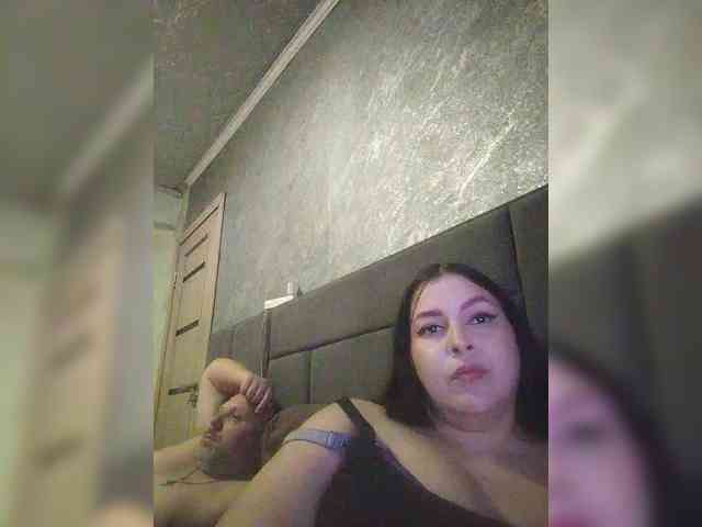 Cleopatra1990 webcam