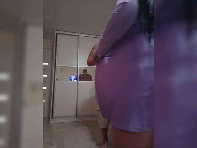 Cleopatra1990 webcam