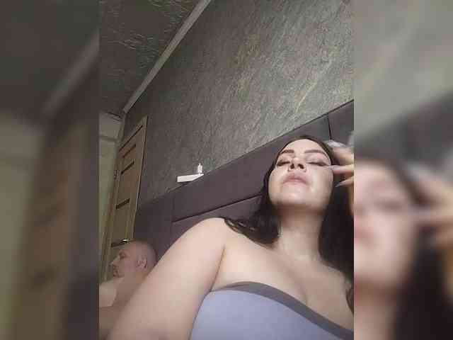 Cleopatra1990 webcam