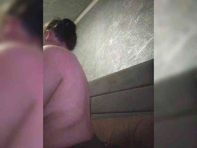 Cleopatra1990 webcam