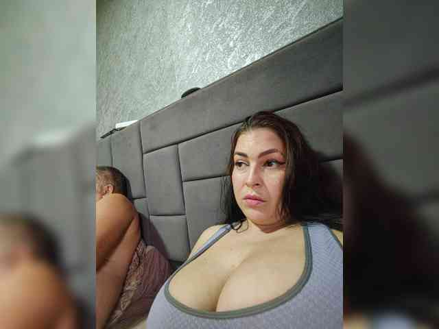 Cleopatra1990 webcam