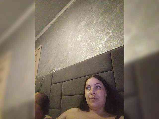 Cleopatra1990 webcam