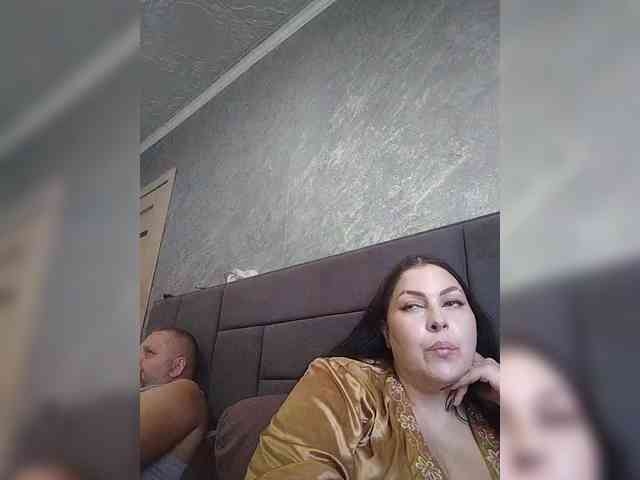 Cleopatra1990 webcam