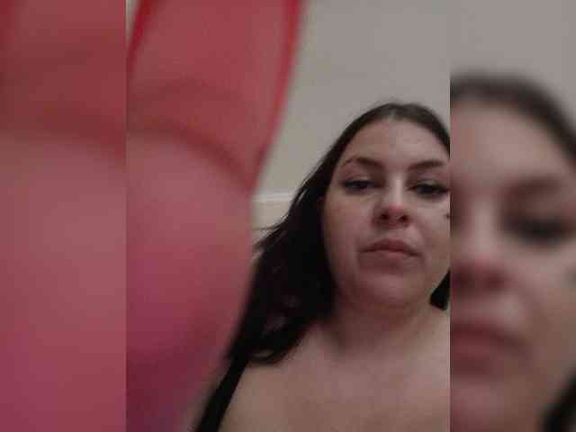 Cleopatra1990 webcam