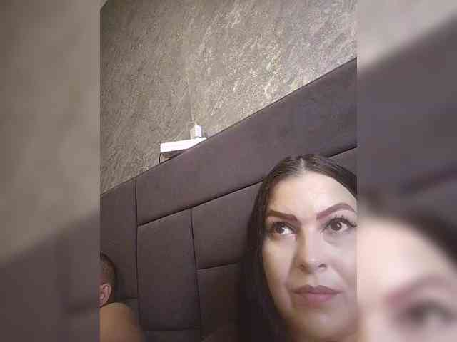 Cleopatra1990 webcam