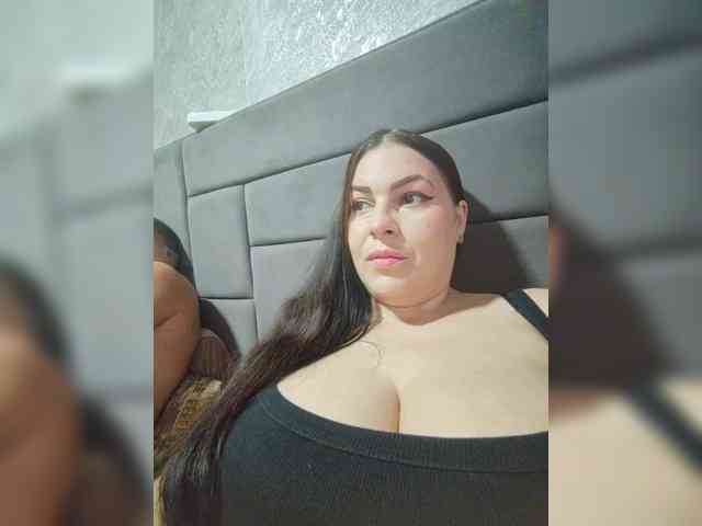 Cleopatra1990 webcam