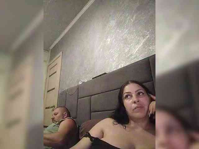 Cleopatra1990 webcam