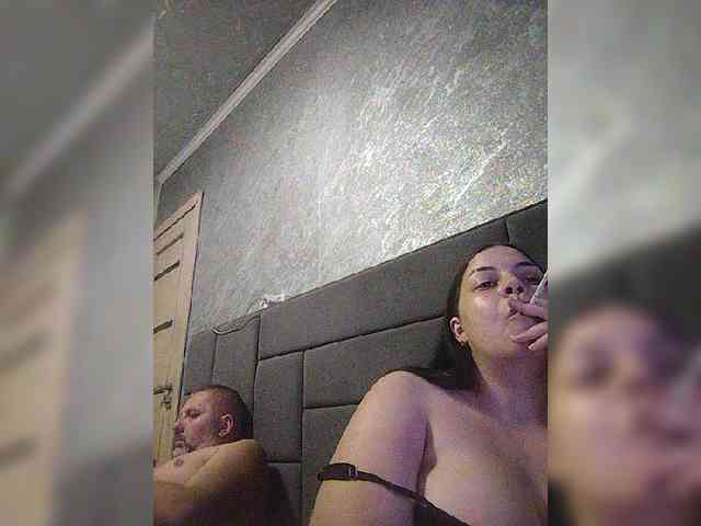 Cleopatra1990 webcam