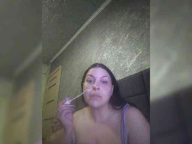 Cleopatra1990 webcam