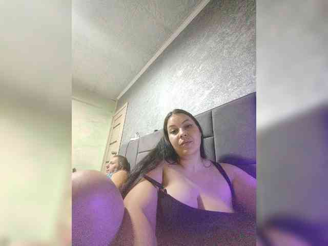 Cleopatra1990 webcam