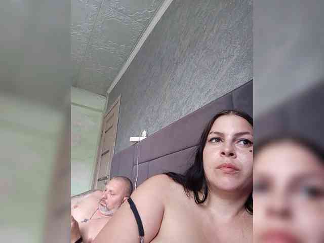 Cleopatra1990 webcam