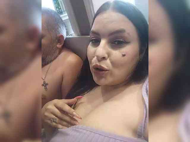 Cleopatra1990 webcam