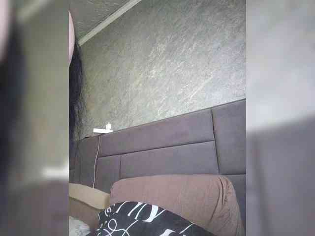 Cleopatra1990 webcam