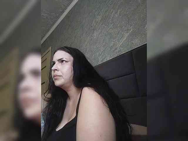 Cleopatra1990 webcam