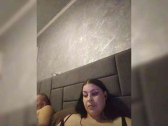 Cleopatra1990 webcam