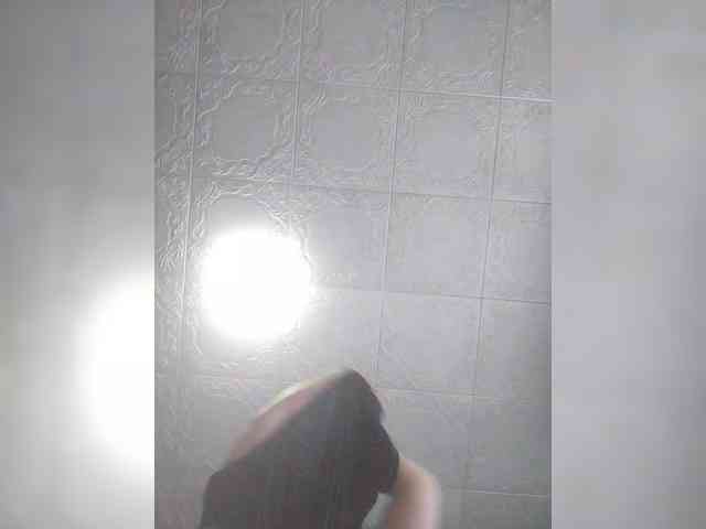 Cleopatra1990 webcam