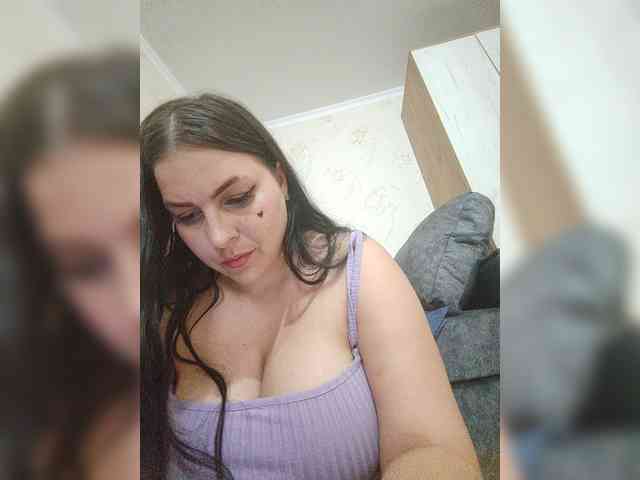 Cleopatra1990 webcam
