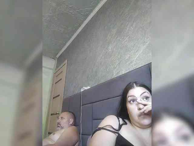 Cleopatra1990 webcam