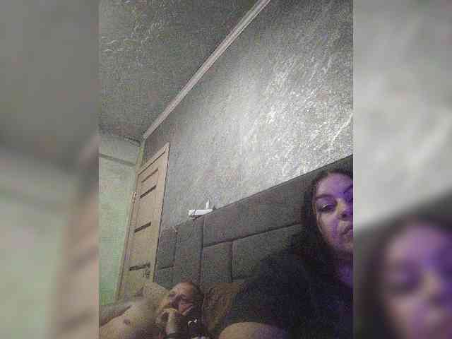 Cleopatra1990 webcam