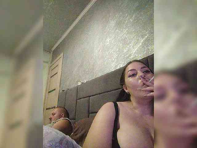 Cleopatra1990 webcam