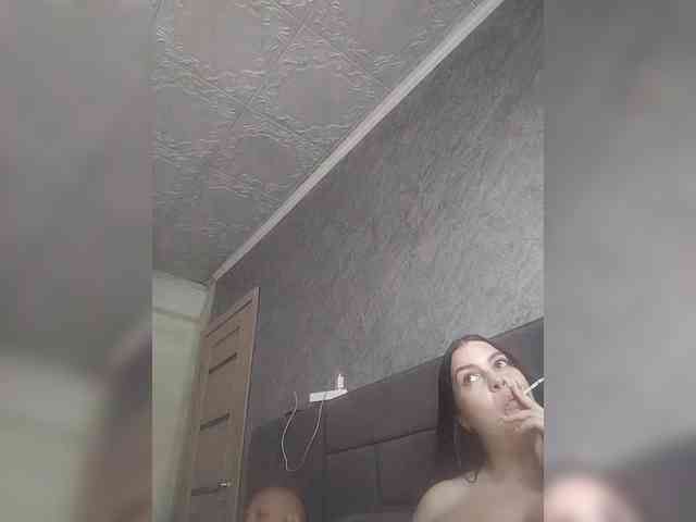 Cleopatra1990 webcam