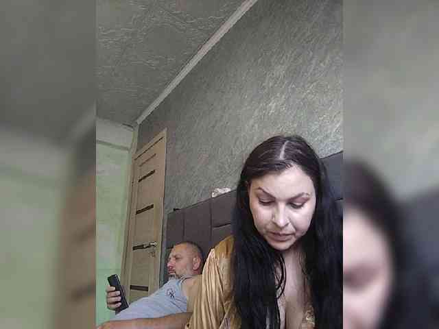 Cleopatra1990 webcam