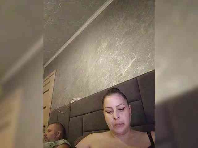 Cleopatra1990 webcam
