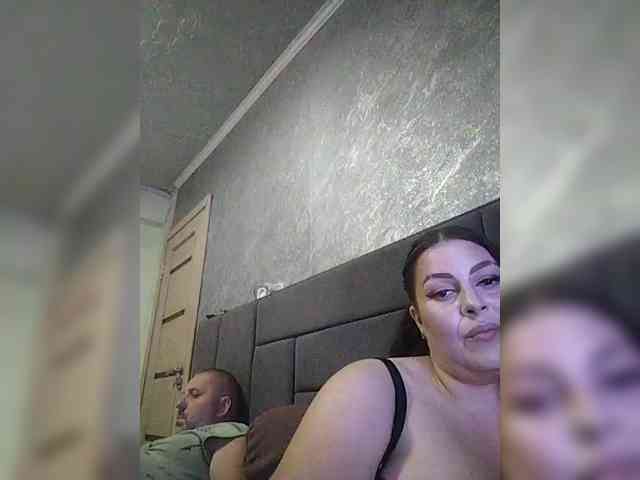 Cleopatra1990 webcam
