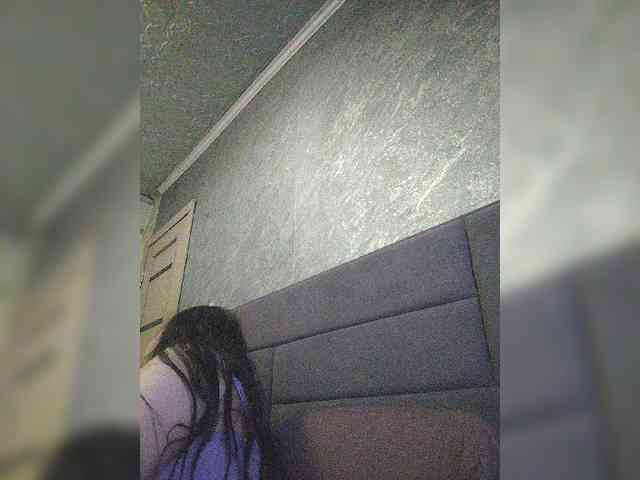 Cleopatra1990 webcam