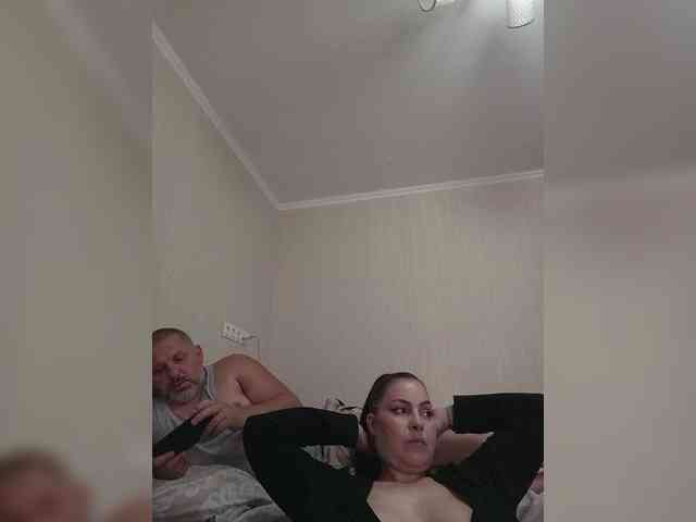 Cleopatra1990 webcam