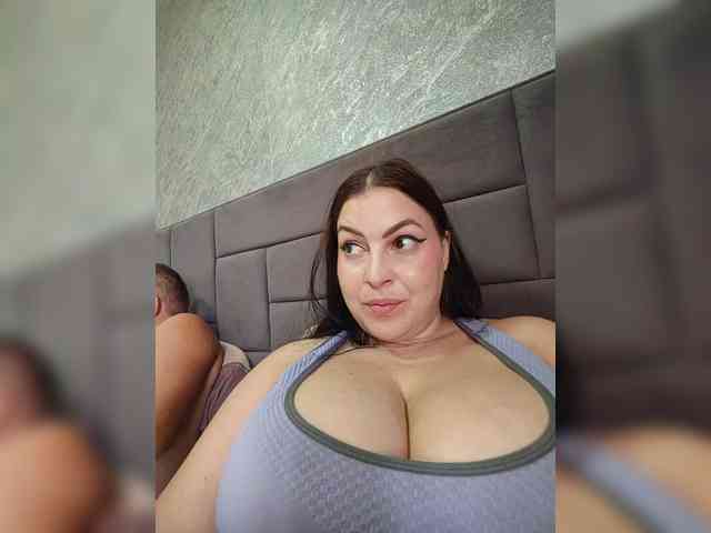 Cleopatra1990 webcam