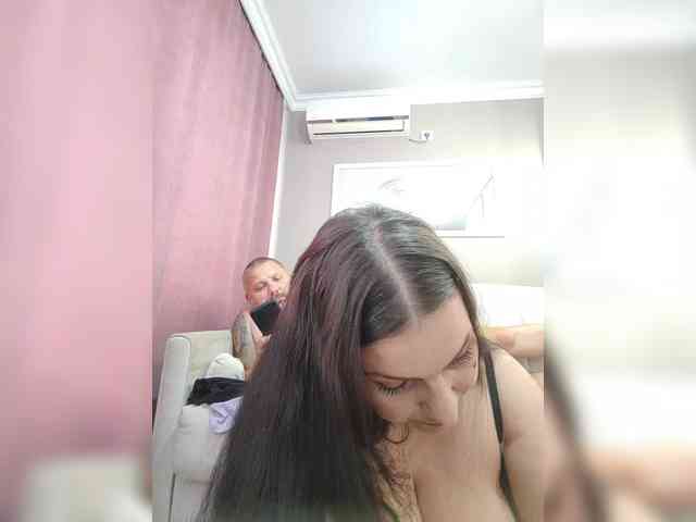 Cleopatra1990 webcam