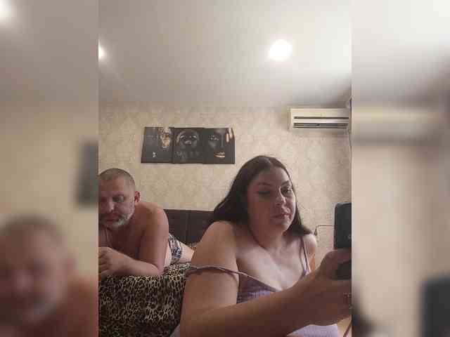 Cleopatra1990 webcam